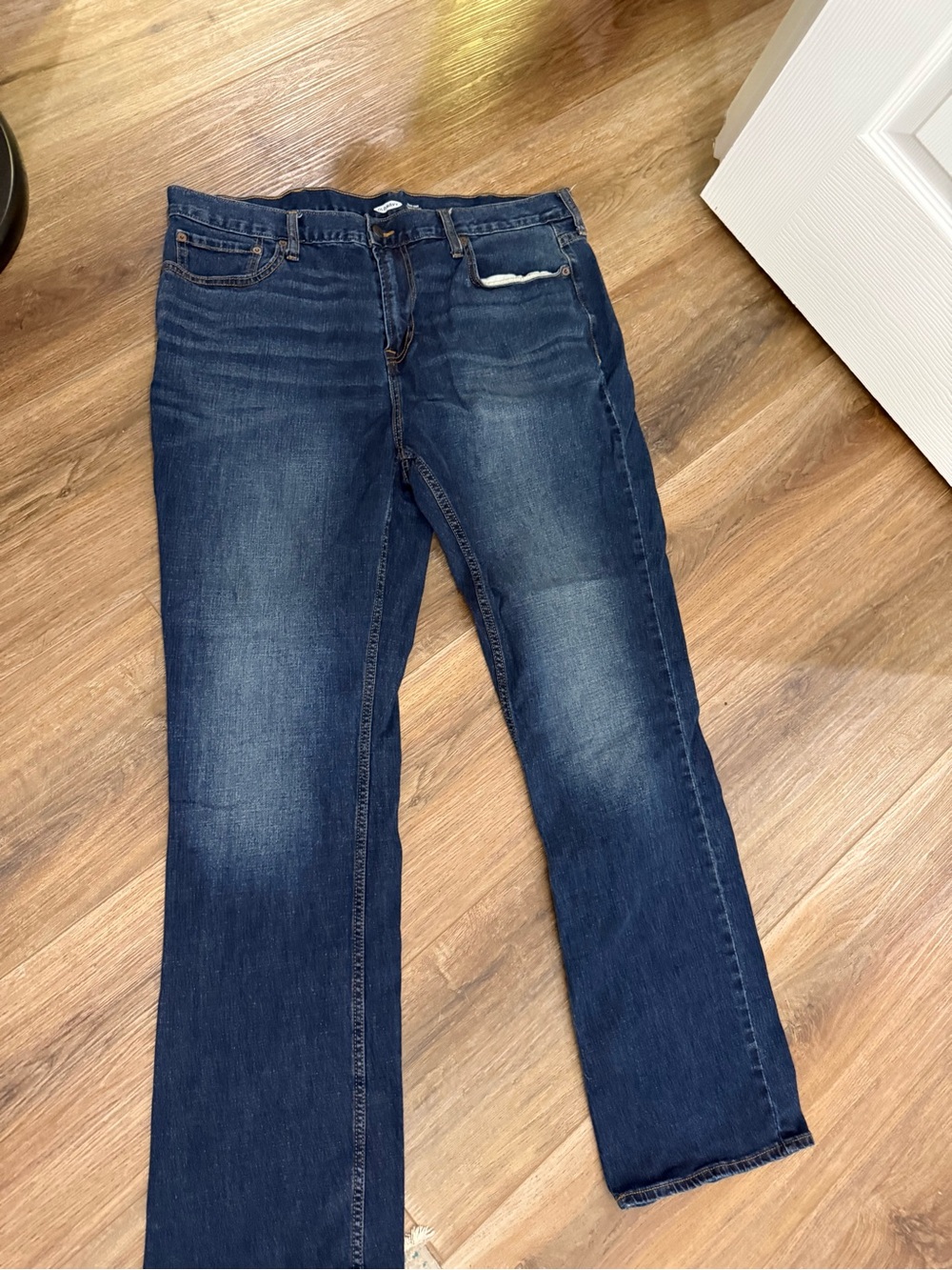 Old Navy Boot Cut Jeans 38x34 Built-In Flex Dark Wash Stretch Denim Men - Picture 2 of 6